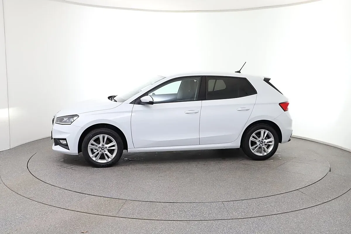 Skoda Fabia 2026 photo 2