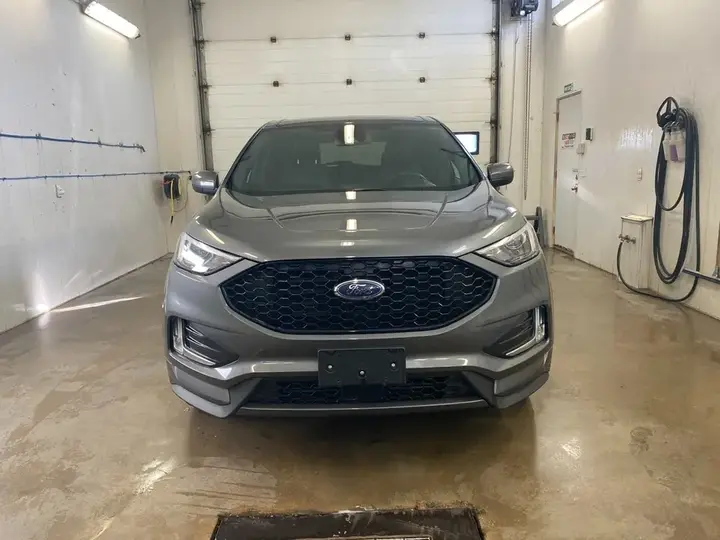 Ford Edge 2024 photo 2