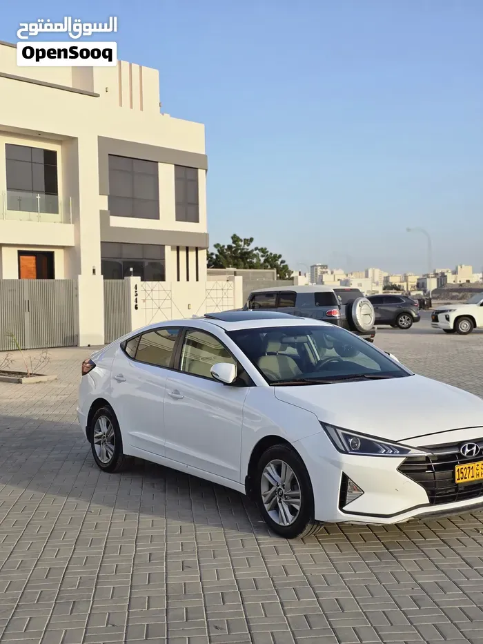 Hyundai Elantra 2020 photo 2