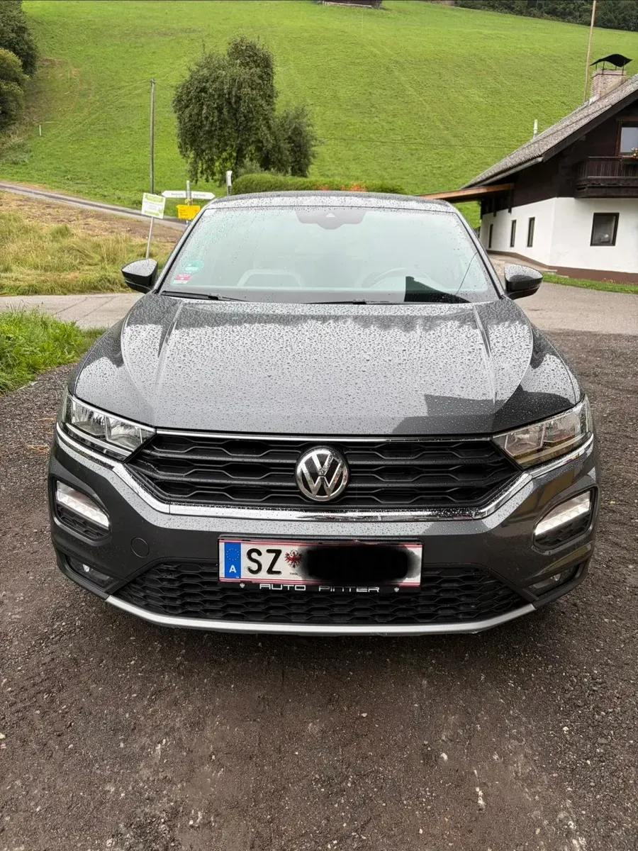 Volkswagen T-Roc 2019 photo 2