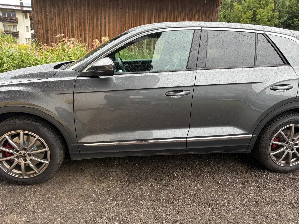 Volkswagen T-Roc 2019 photo 3