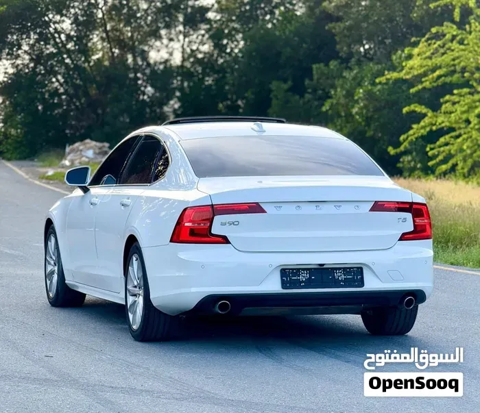 Volvo S 90
