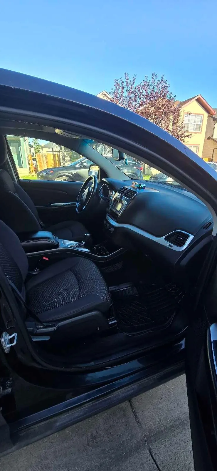 Dodge Journey 2012 photo 4
