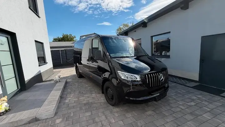 Mercedes-Benz Sprinter Tourer