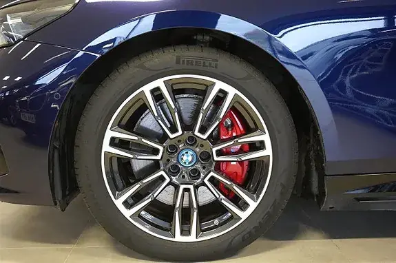 BMW I5 2023 photo 4