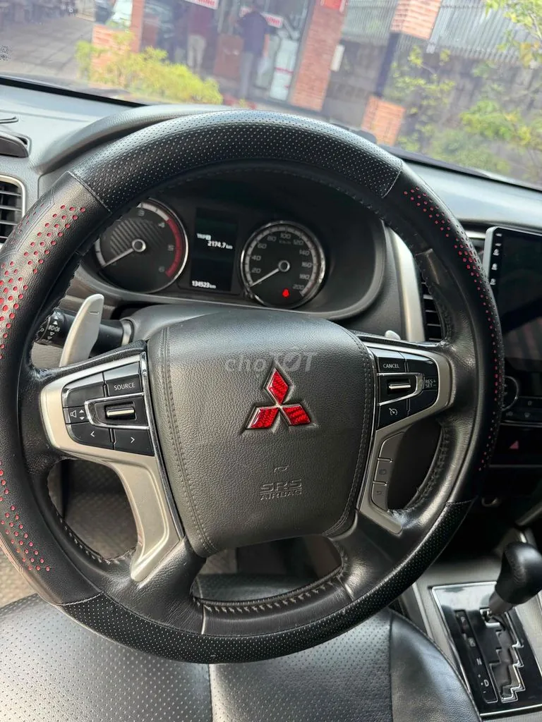 Mitsubishi Triton 2019 photo 2
