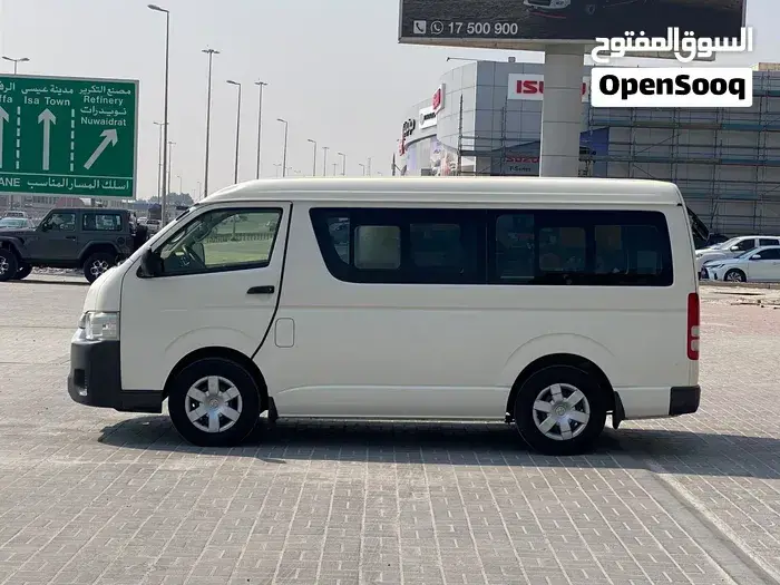 Toyota Hiace 2016 photo 3