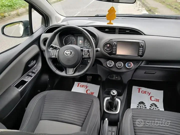 Toyota Yaris 2017 photo 5