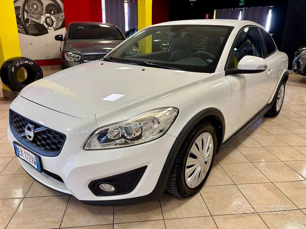 Volvo C30 2011 photo 3
