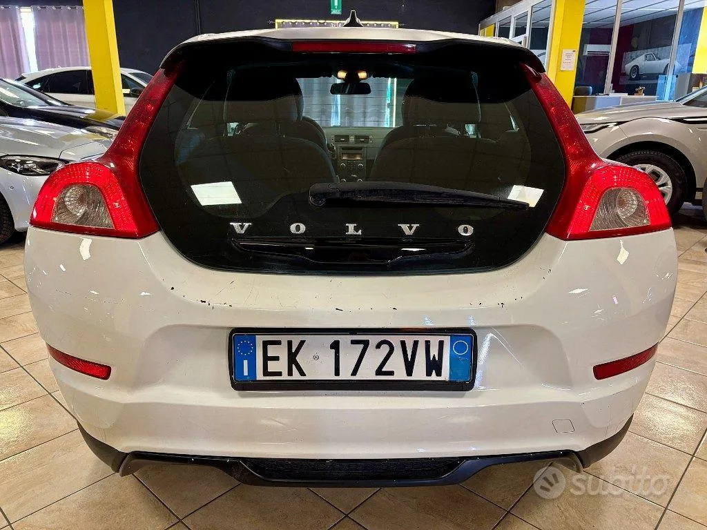Volvo C30 2011 photo 5