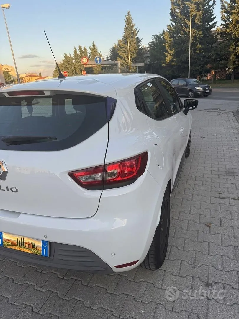 Renault Clio 2017 photo 4