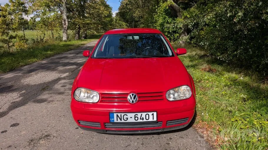 Volkswagen Golf 1999 photo 2