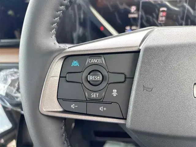 Nissan Roox photo 5