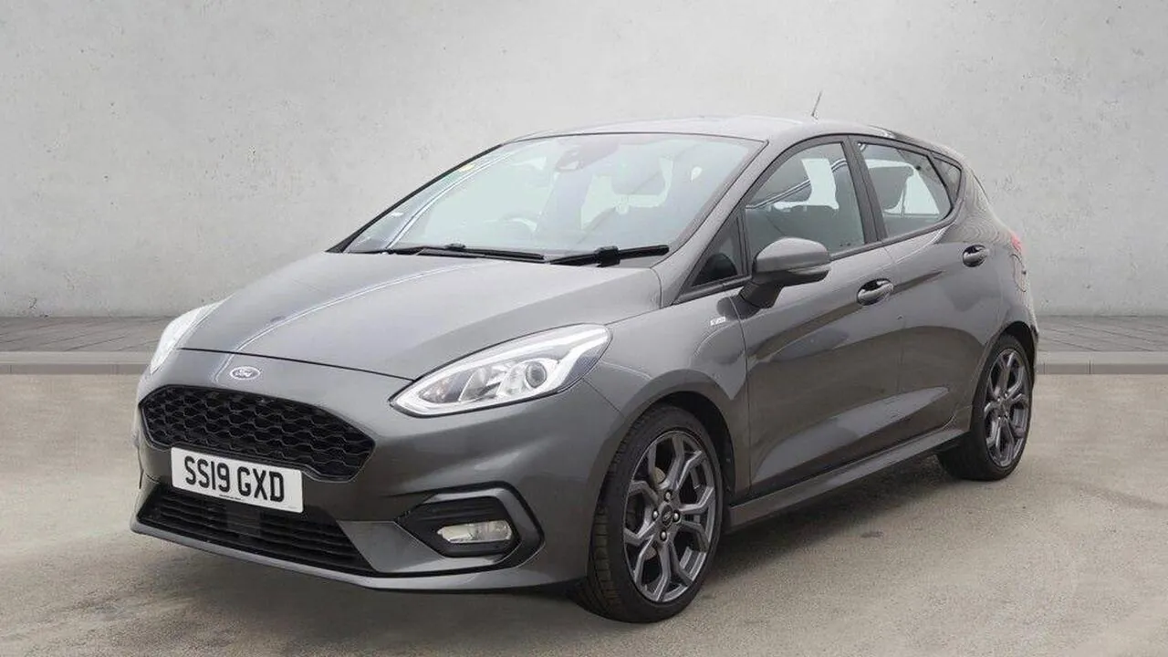 Ford Fiesta 2019 photo 2