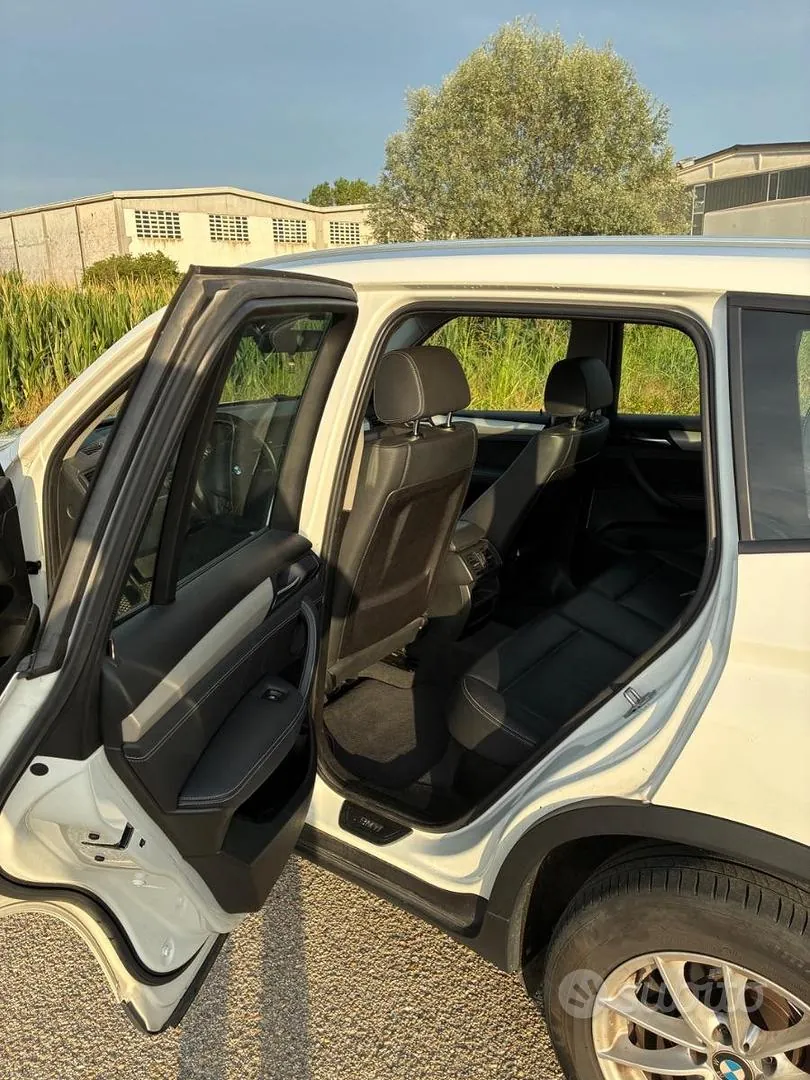 BMW X3 2011 photo 3
