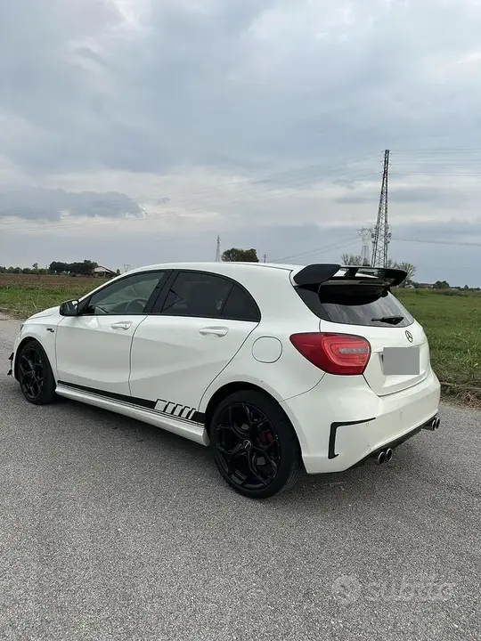 Mercedes-Benz A 2012 photo 3