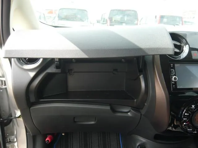 Nissan Note 2017 photo 4