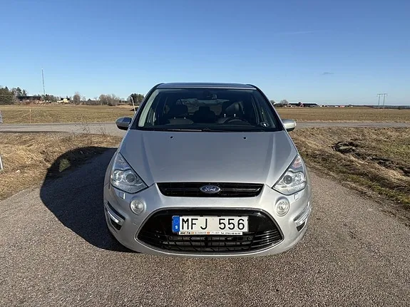 Ford S-Max 2012 photo 2