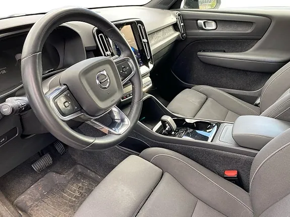Volvo C40 2024 photo 2