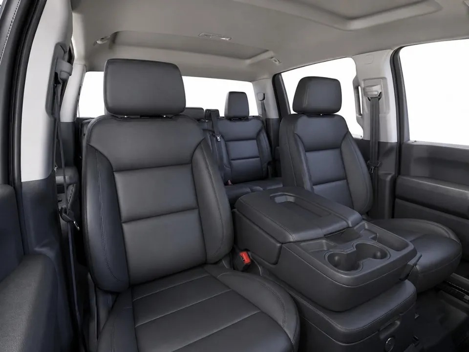GMC Sierra 2500Hd 2026 photo 5