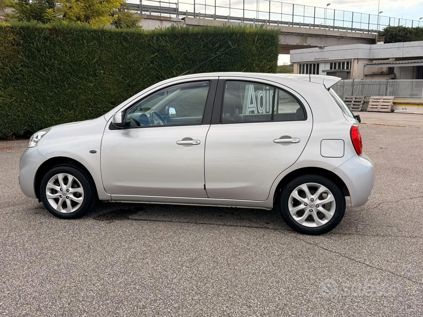 Nissan Micra 2015 photo 5