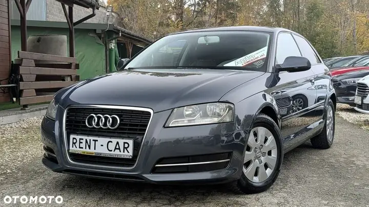 Audi A3 2010 photo 2