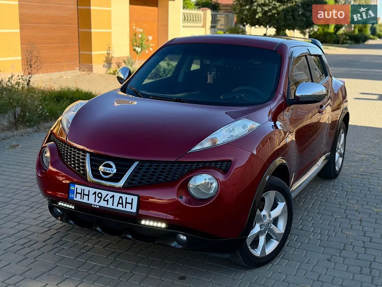 Nissan Juke 2011 photo 3