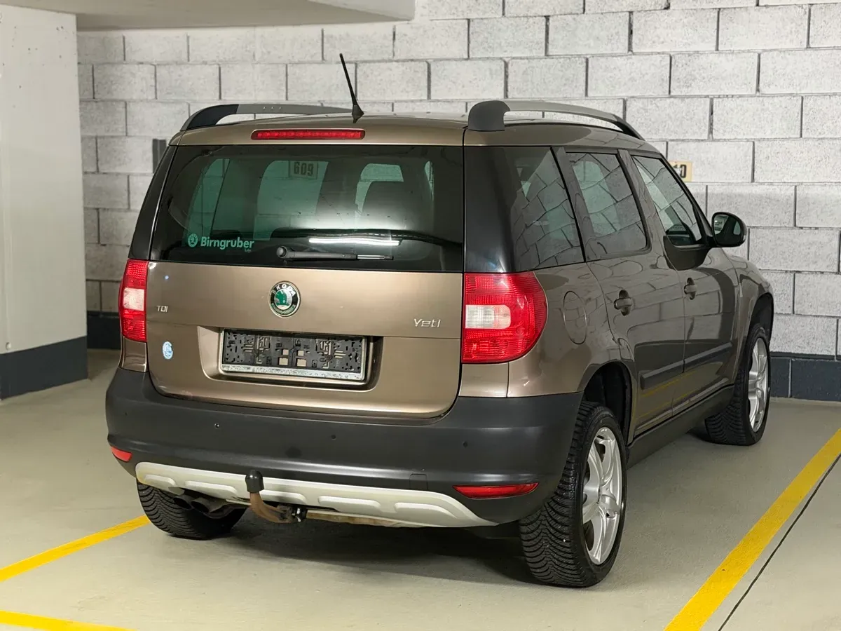 Skoda Yeti 2011 photo 2