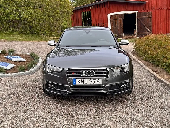 Audi S5 2016 photo 2