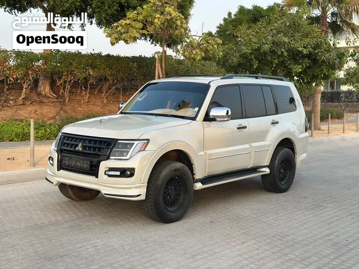 Mitsubishi Pajero Gls 2020 photo 3