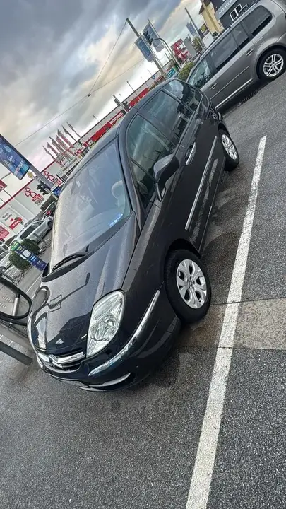 Citroen C8