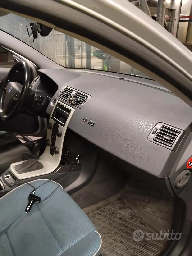 Volvo C30 2007 photo 2
