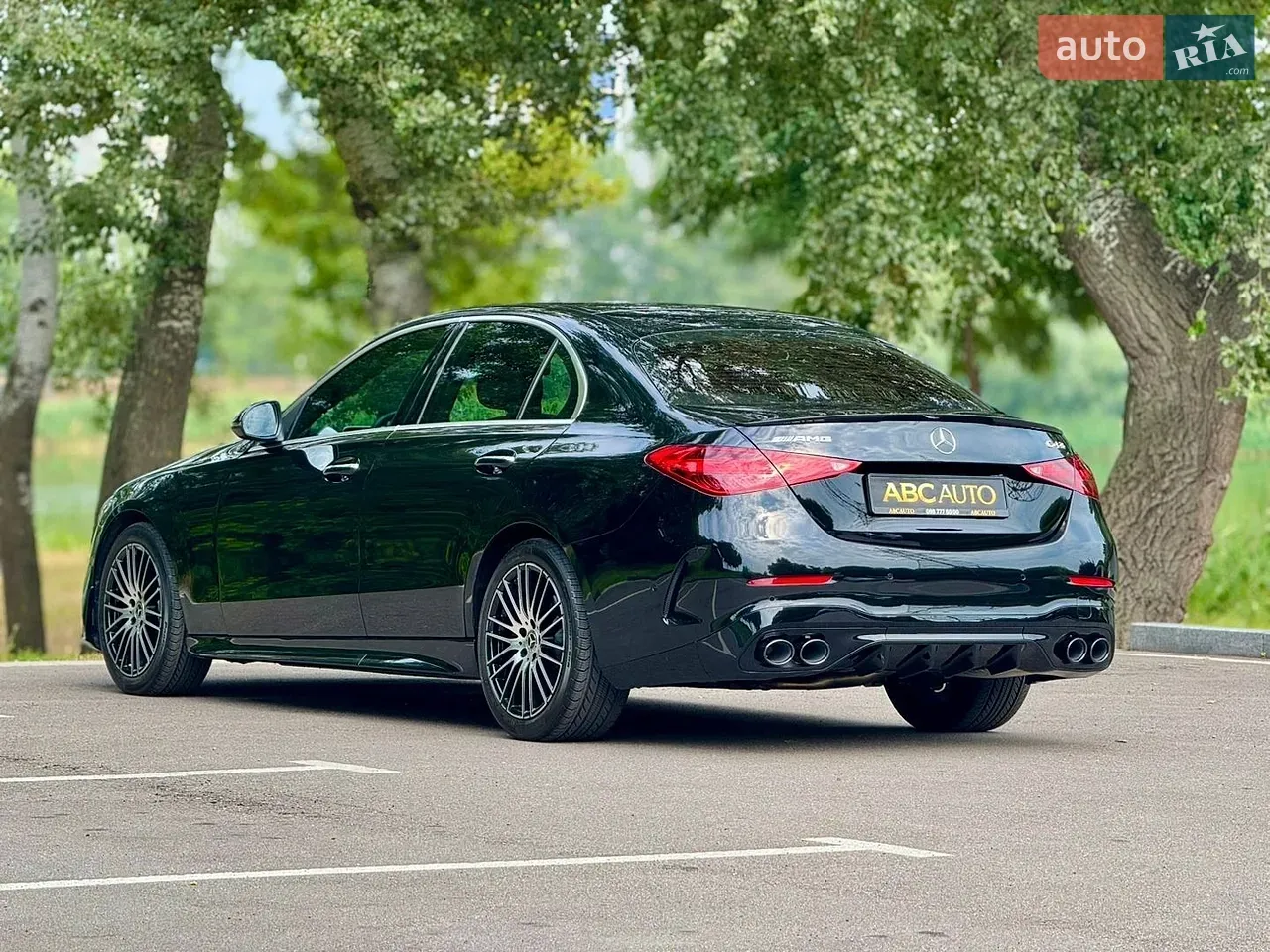 Mercedes-Benz C-Class 2025 photo 3