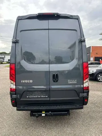 Iveco Daily 2022 photo 4