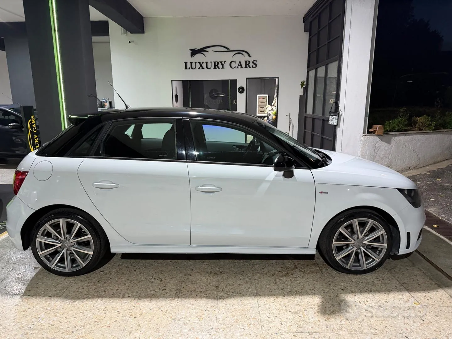 Audi A1 2014 photo 2