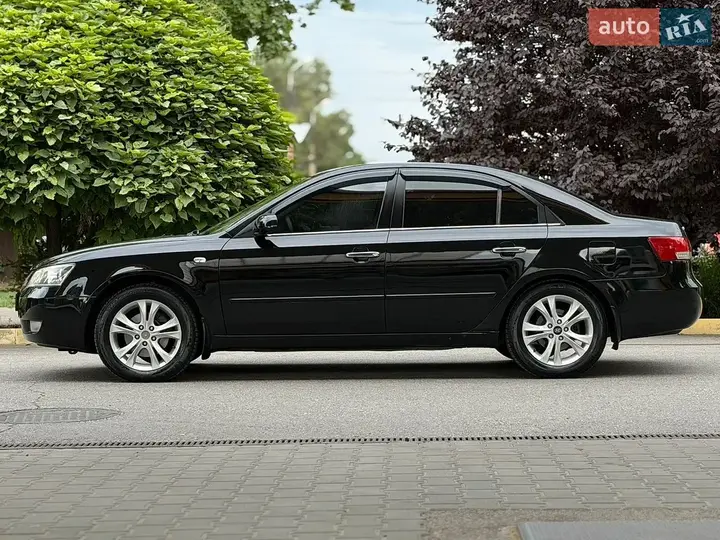 Hyundai Sonata 2007 photo 2