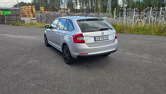 Skoda Rapid Spaceback 2014 photo 5