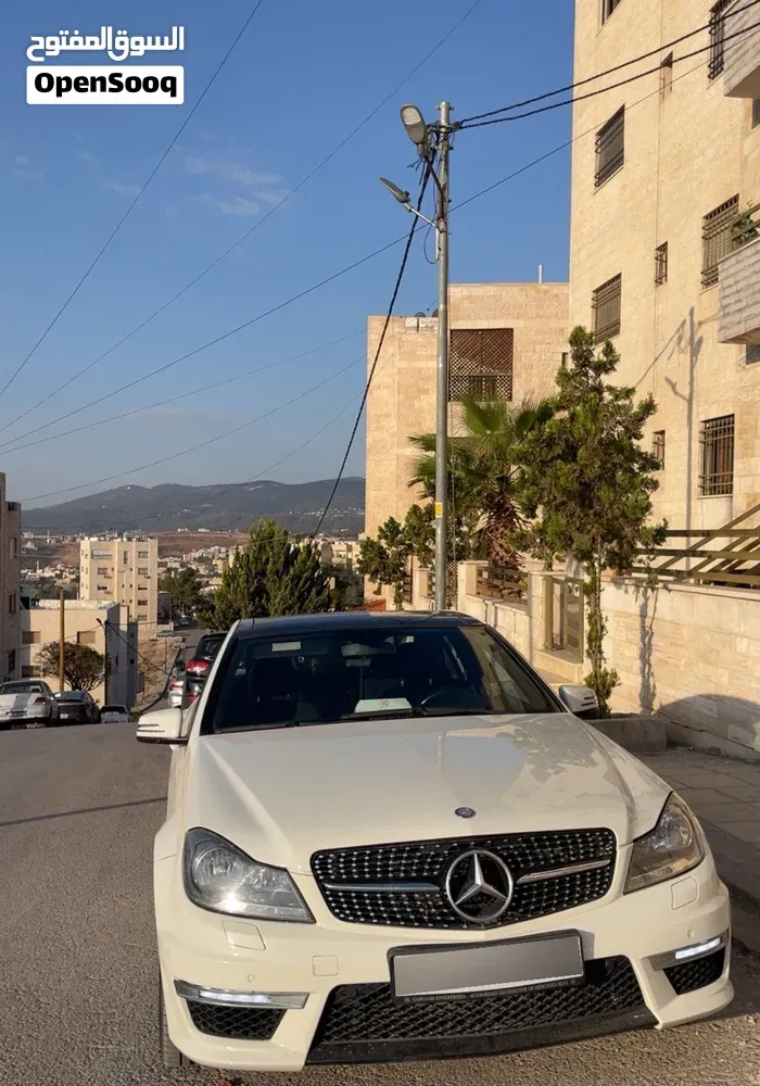 Mercedes-Benz C-Class 2012 photo 4