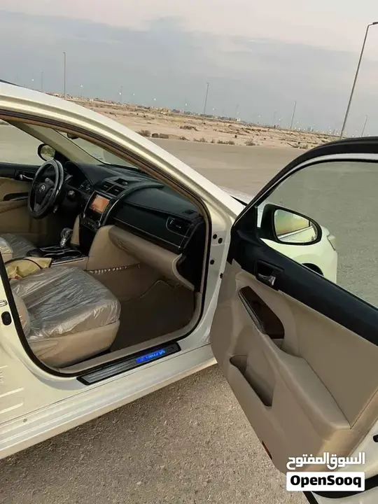 Toyota Camry 2014 photo 2