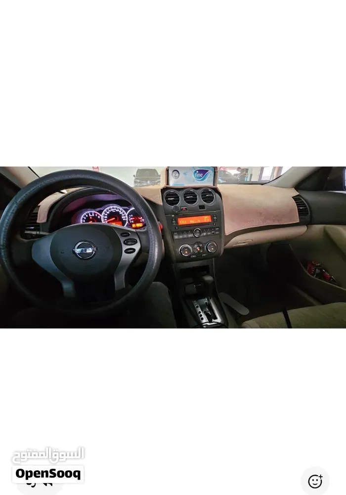 Nissan Altima 2012 photo 2
