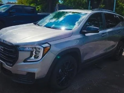 GMC Terrain 2024 photo 3