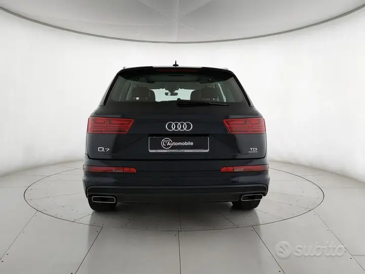 Audi Q7 2017 photo 4