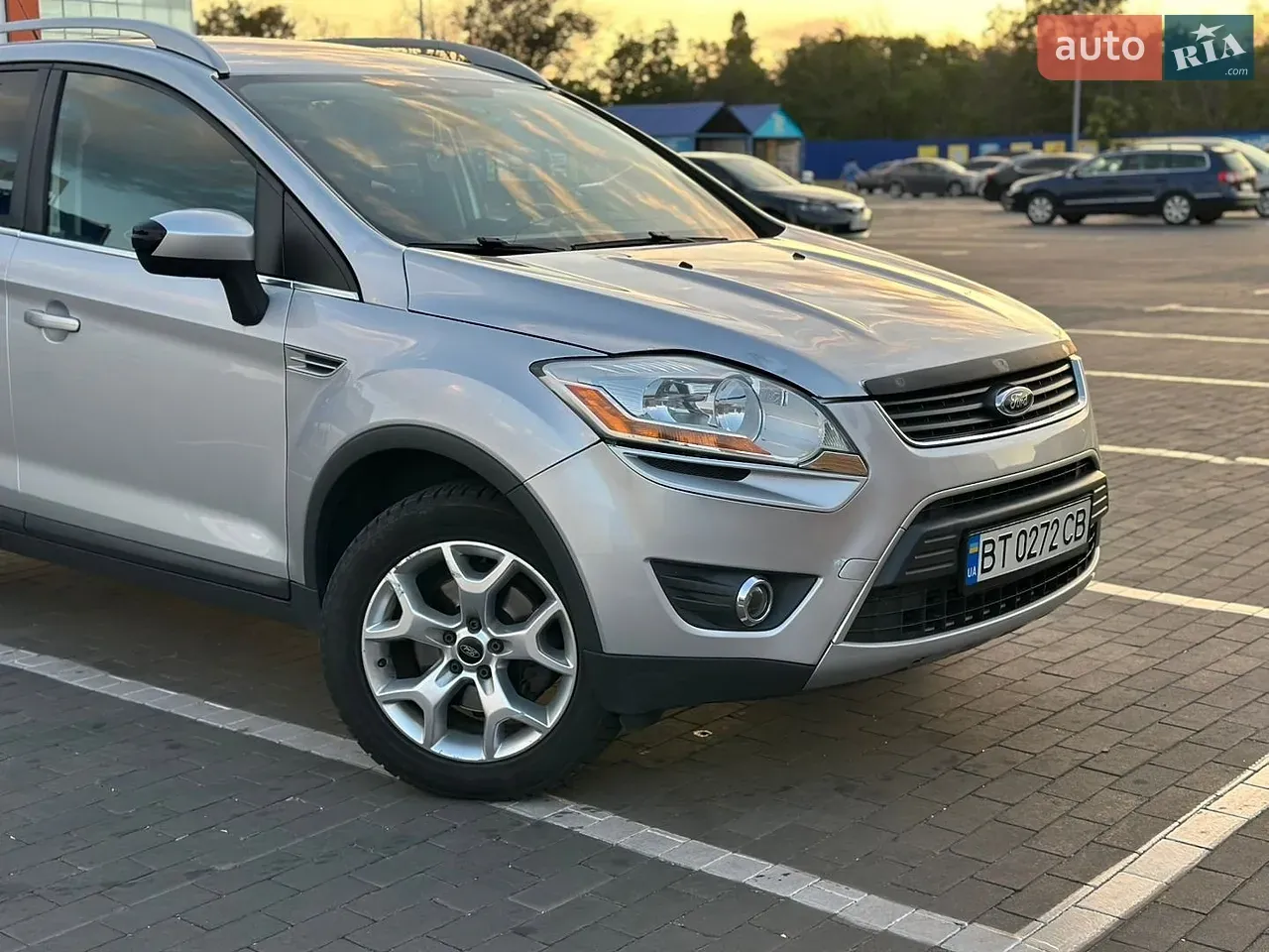 Ford Kuga 2011 photo 3