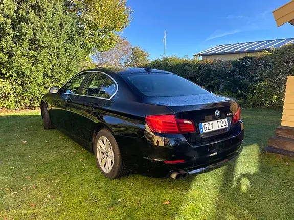 BMW 523I 2010 photo 2