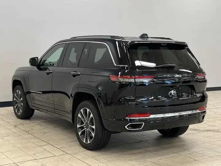 Jeep Grand Cherokee 2023 photo 5