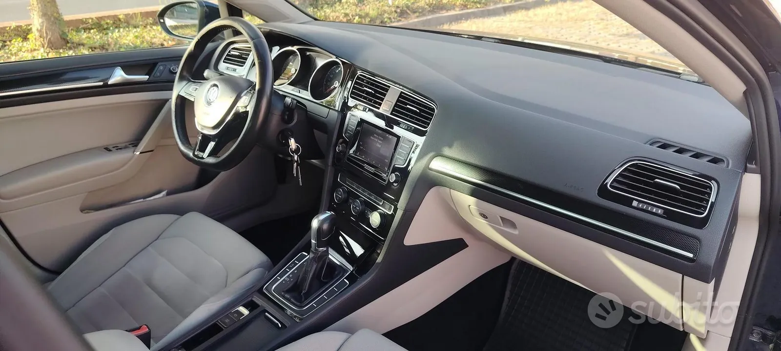 Volkswagen Golf 2012 photo 5