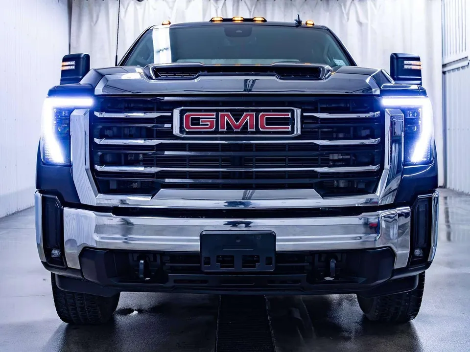 GMC Sierra 3500Hd 2024 photo 4