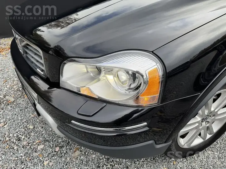 Volvo Xc90 2011 photo 2