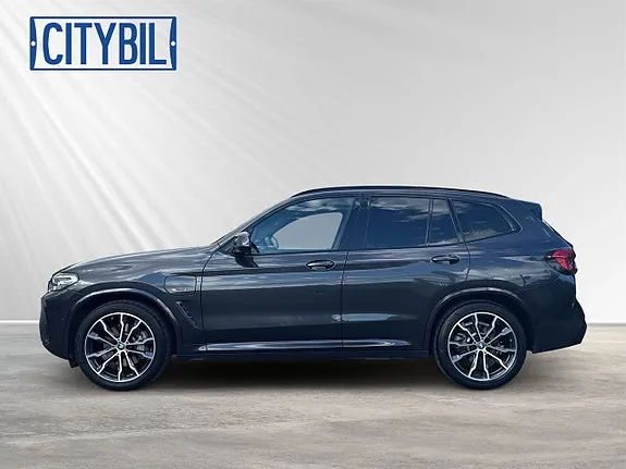 BMW X3 2022 photo 2