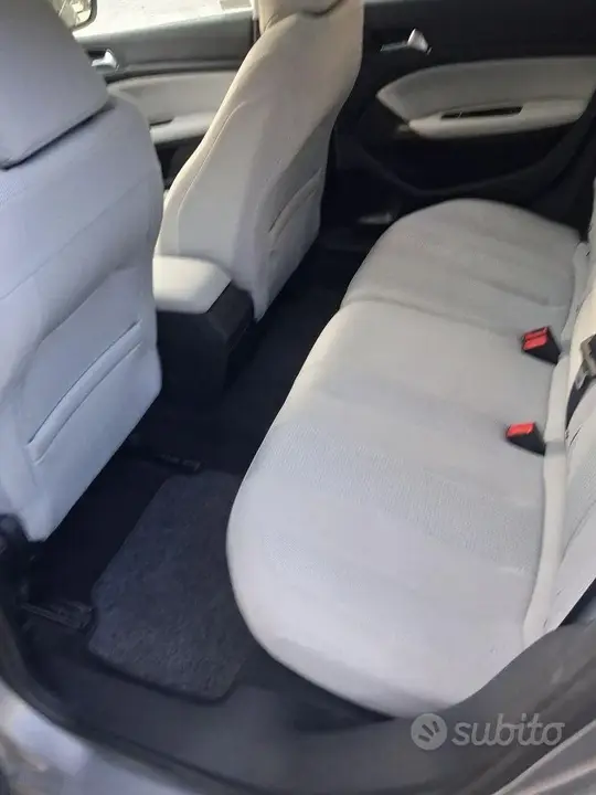 Peugeot 308 2016 photo 5